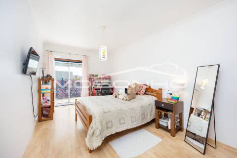 Apartamento T3 duplex, com excelente localização