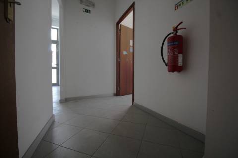 Loja c/200m2