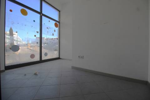 Loja c/200m2