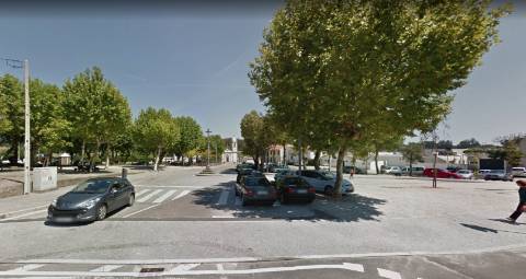 Terreno para construção de moradia 3 frentes em Sobrado