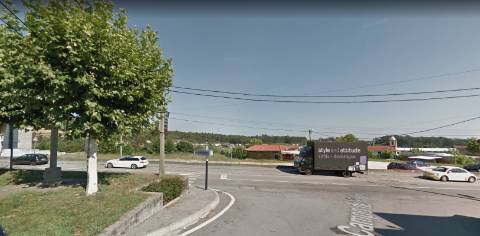 Terreno para construção de moradia 3 frentes em Sobrado