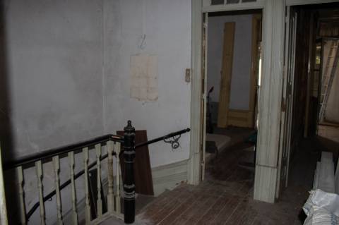 Prédio Porto Antas para reconstruir com 2 pisos e possibilidade para mais 4 andares