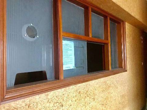 Armazém Cucujães/Aveiro com WC e escritório