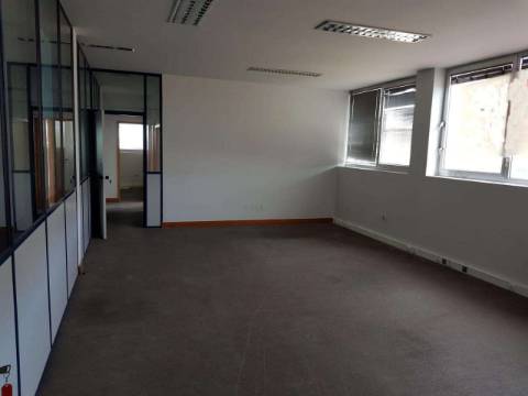 Escritório Leça da Palmeira ao MarShopping