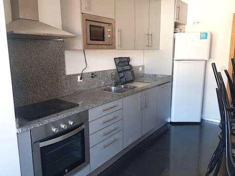 T1+1 Junto ao Pólo Universitário e S. João