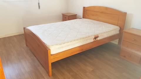 Andar-moradia V1, m,obilado e equipado, transportes e proximo à praia