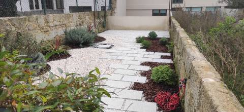 Apartamento 1 Quarto com jardim Todo remodelado Boavista - Ao metro