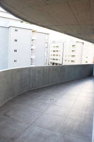 t1 novo, com garagem, varanda-terraço, jardim
