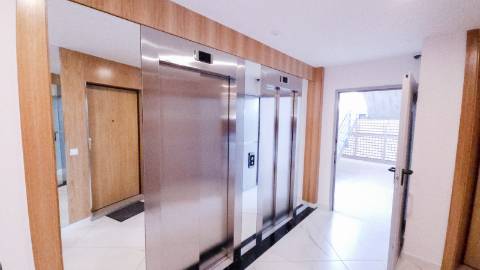 t1 novo, com garagem, varanda-terraço, jardim