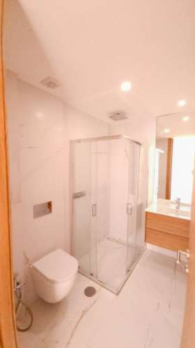 t1 novo, com garagem, varanda-terraço, jardim