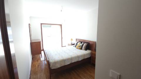 T2 Mobilado e Equipado, com garagem Ermesinde