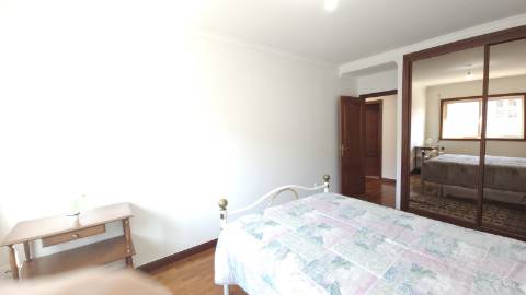 T2 Mobilado e Equipado, com garagem Ermesinde