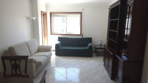 T2 Mobilado e Equipado, com garagem Ermesinde