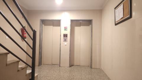 T2 Mobilado e Equipado, com garagem Ermesinde