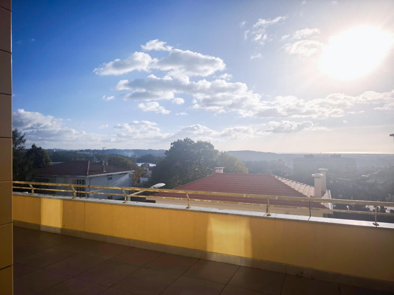 3-Bedroom with Large Terrace, Fireplace, 2 Garages and Suite