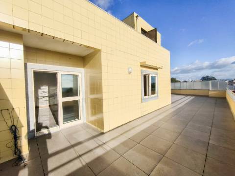 3-Bedroom with Large Terrace, Fireplace, 2 Garages and Suite