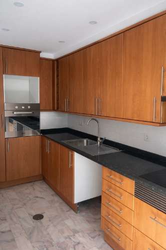 t2, duas suítes, garagem, com varanda - Porto - Portugal