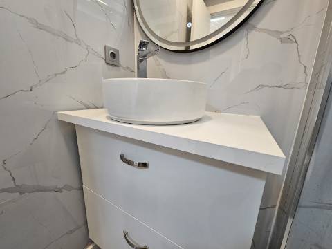 T3 Ermesinde| Totalmente Renovado| Suite| Varanda| L. Garagem