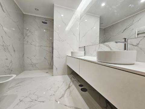 T1 Novo com Terraço e Acabamentos de Luxo - Seca do Bacalhau