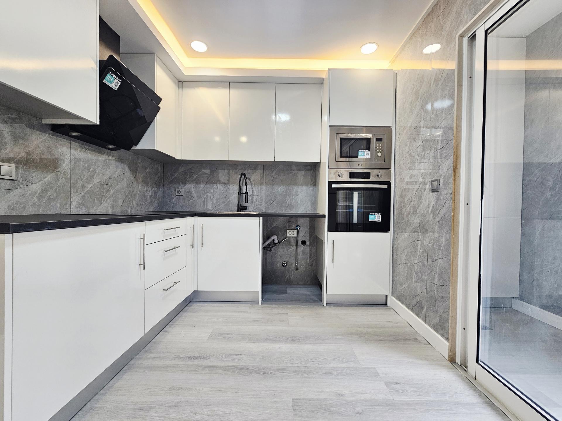 T3 Rio Tinto| Remodelado| Suite| Varanda