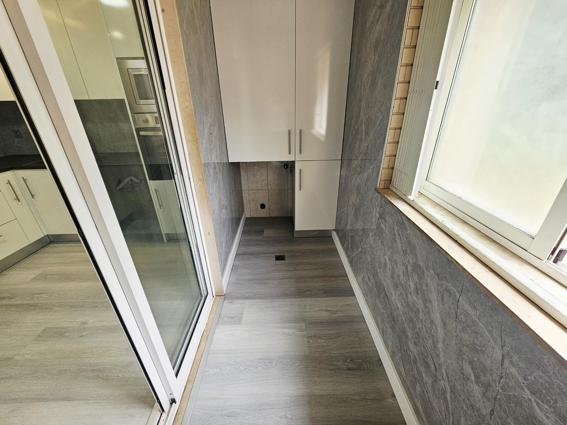 T3 Rio Tinto| Remodelado| Suite| Varanda