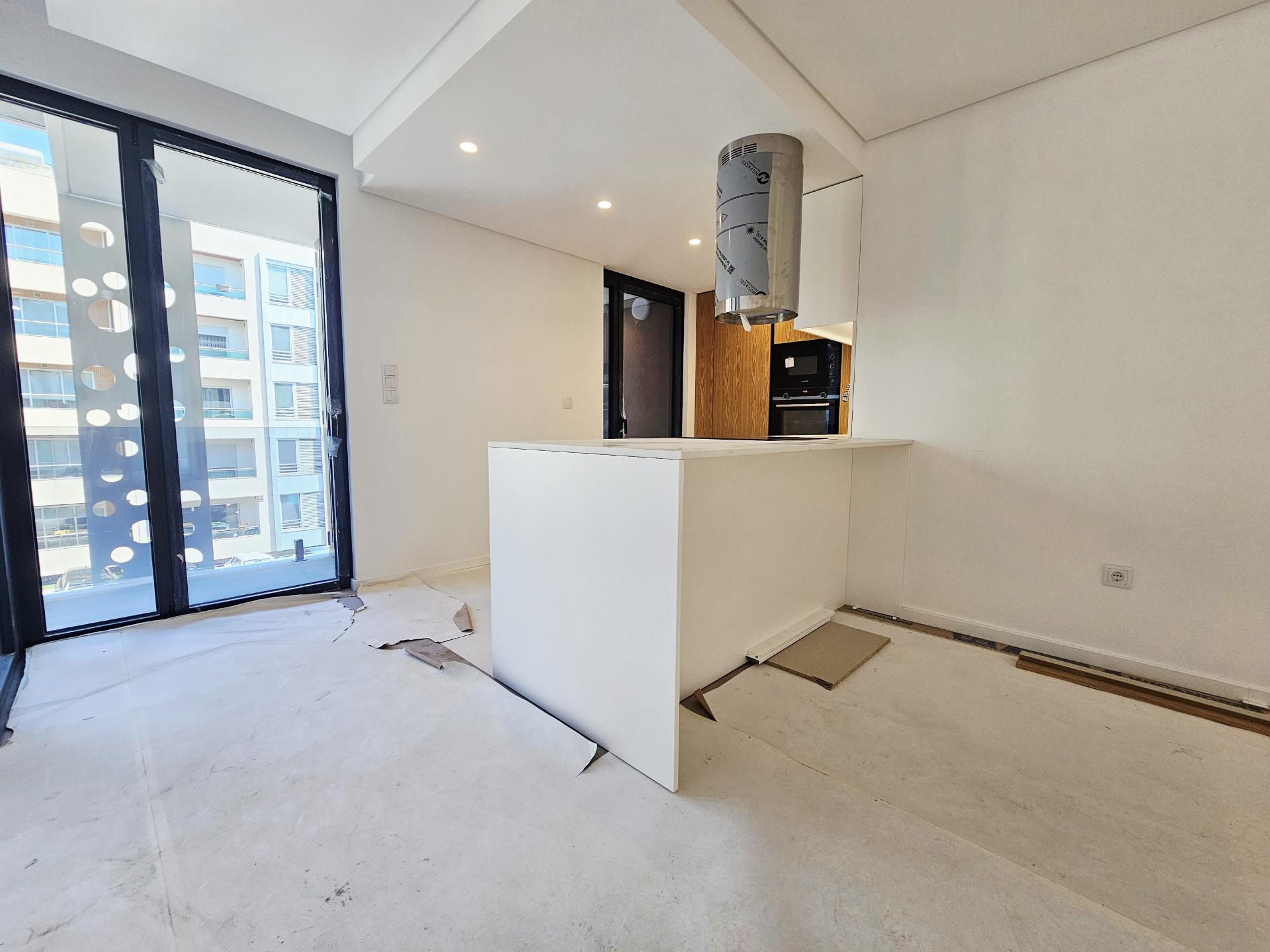 T3 Novo| 2 Suites| 2 Frentes| Garagem Fechada| Ultimo Para Venda
