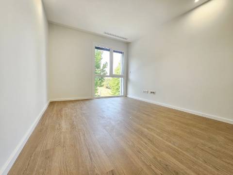 T1 Novo| Gueifães| G. Fechada