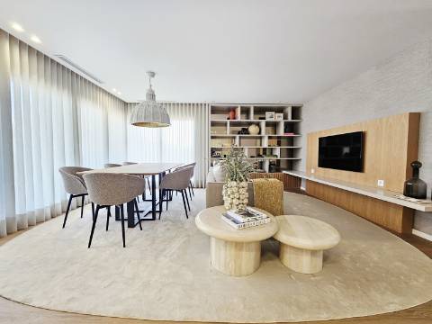 T3 Novo| Gueifães| Suite| G. Fechada