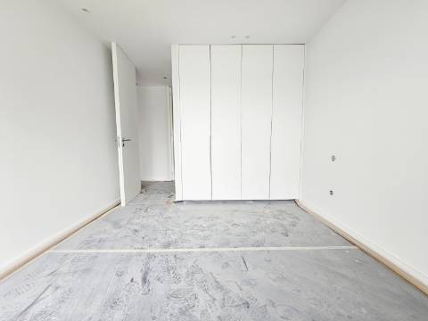 T2 Novo| Gueifães| Suite| G. Fechada