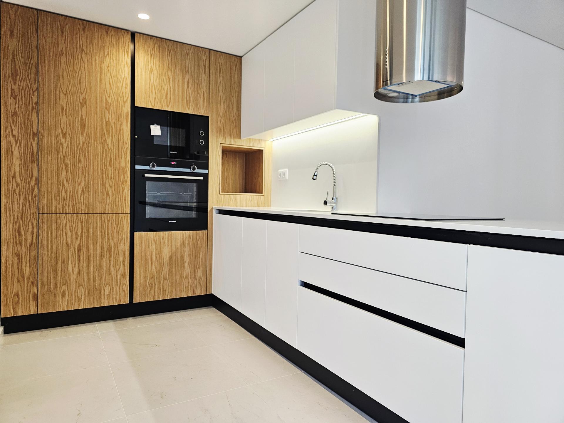 T3 Novo| 2 Suites| 2 Frentes| Garagem Fechada| Ultimo Para Venda