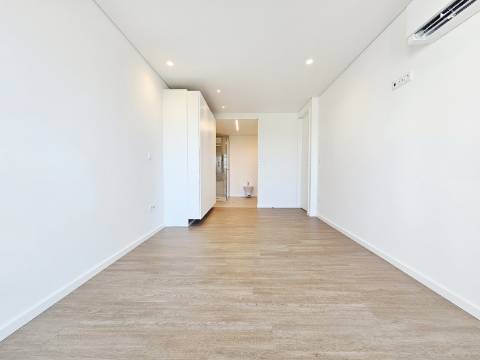 T3 Novo| 2 Suites| 2 Frentes| Garagem Fechada| Ultimo Para Venda