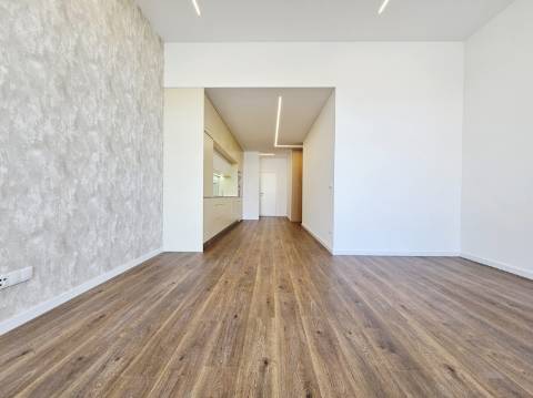 Apartamento T2 Totalmente Remodelado no Centro Histórico de Penafiel