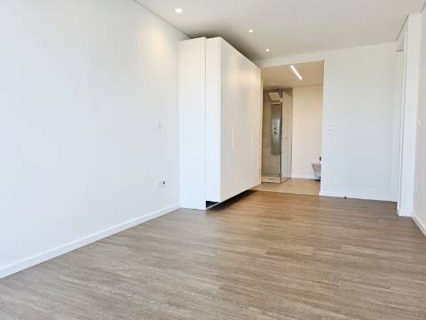 T3 Novo| 2 Suites| 2 Frentes| Garagem Fechada| Ultimo Para Venda