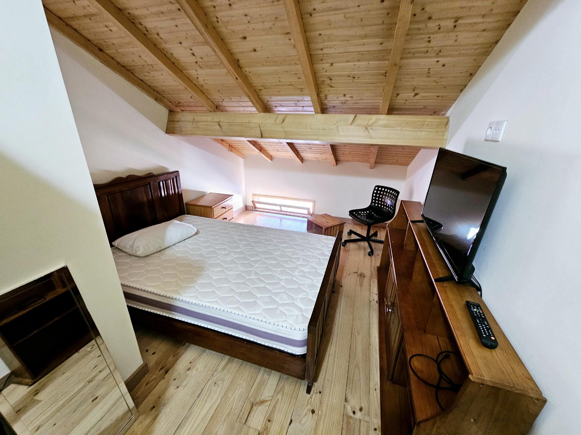 Quarto Junto ao Estádio do Dragão