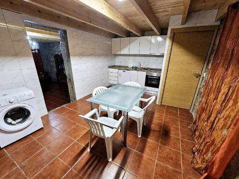 Quarto Junto ao Estádio do Dragão