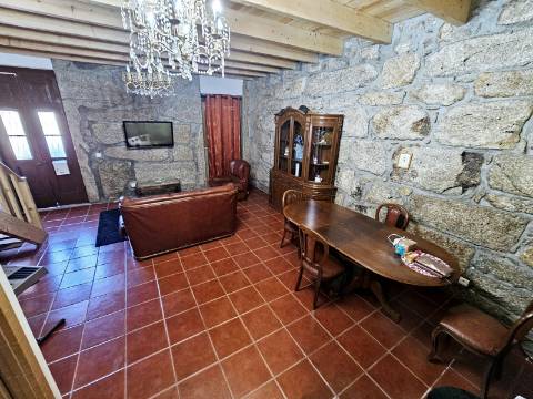 Quarto Junto ao Estádio do Dragão