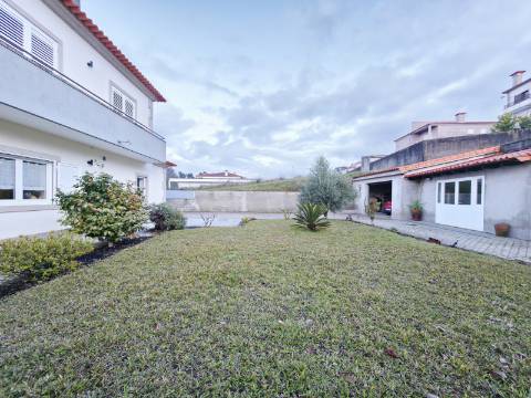 Moradia Independente de 4 Frentes | Junto ao Monverde Wine Experience Hotel | Telões, Amarante