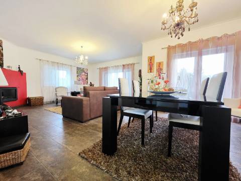 Moradia Independente de 4 Frentes | Junto ao Monverde Wine Experience Hotel | Telões, Amarante