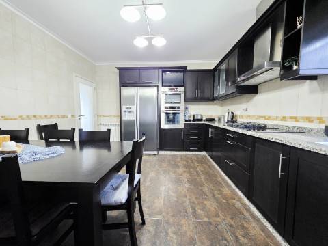 Moradia Independente de 4 Frentes | Junto ao Monverde Wine Experience Hotel | Telões, Amarante