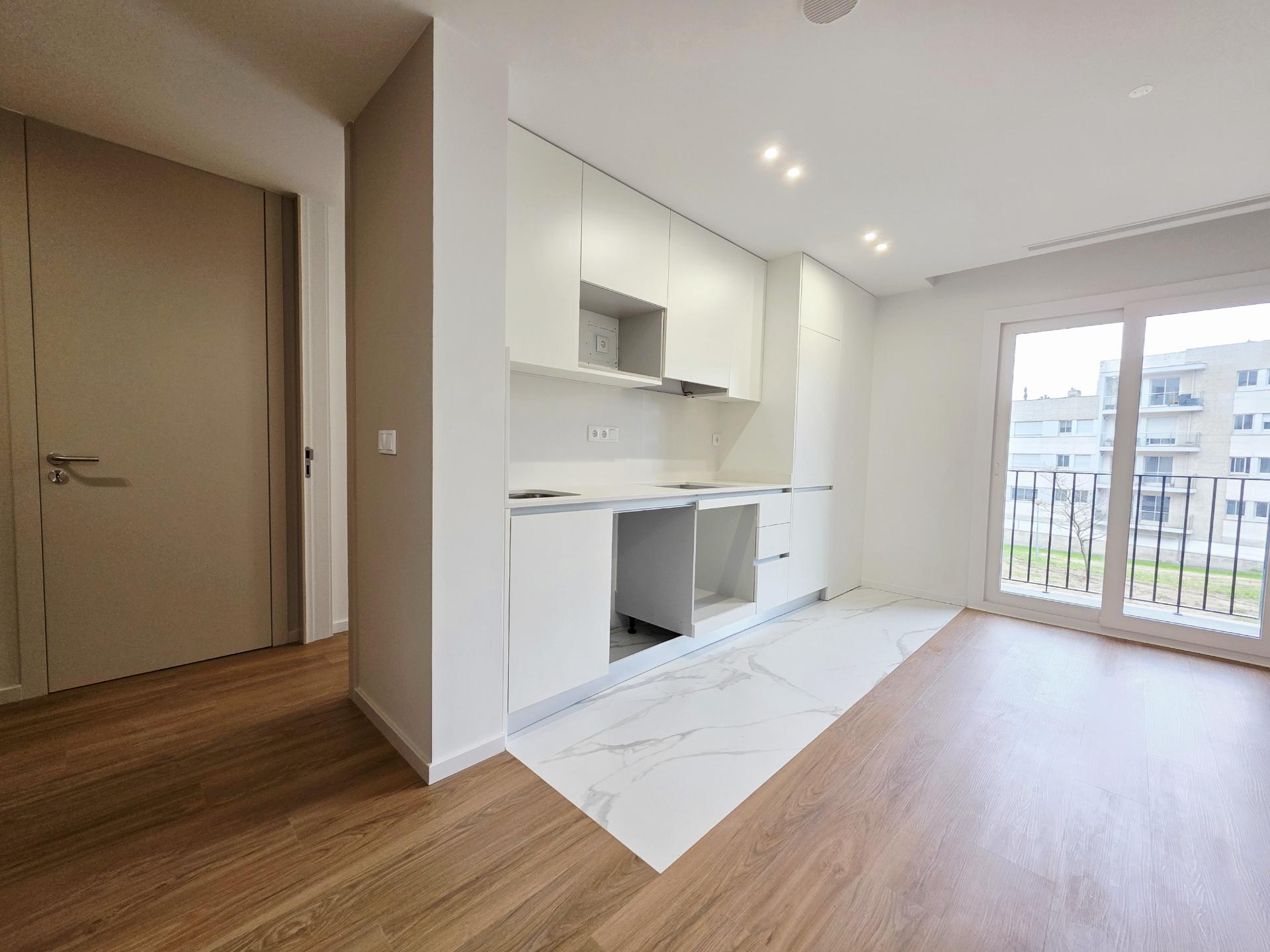 T1 Novo| Gueifães| Varanda| G. Fechada