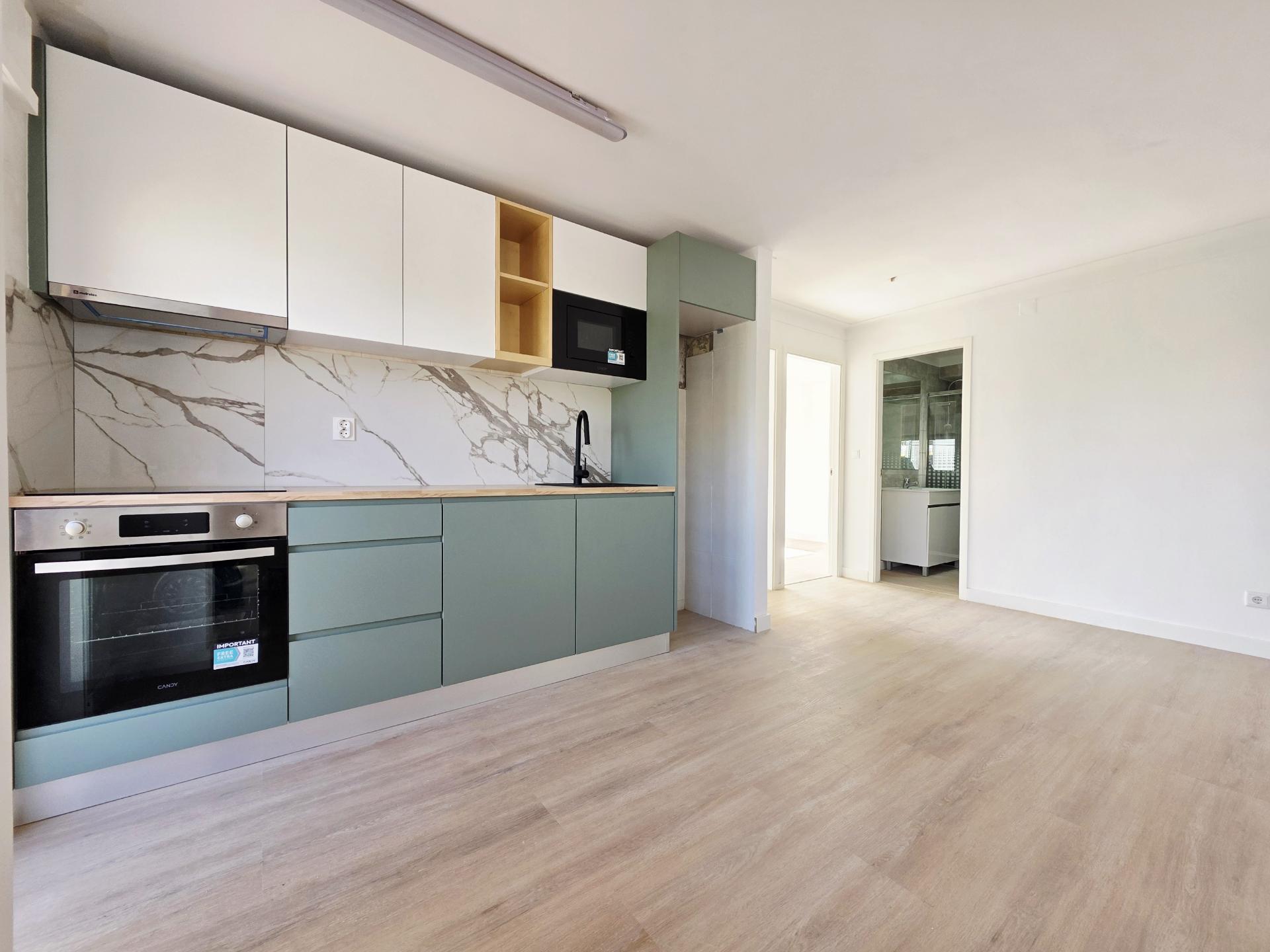 T2 Rio Tinto| Remodelado| Varanda| Arrumo