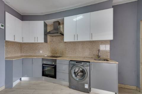 Andar Moradia T3| 3 Frentes| 2 Garagens fechadas