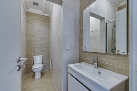 Andar Moradia T3| 3 Frentes| 2 Garagens fechadas