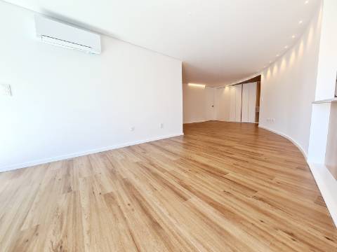 T3 Novos| Sense 67| 2 Suites| G.Fechada