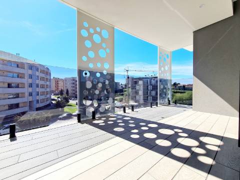 T3 Novos| Sense 67| 2 Suites| G.Fechada