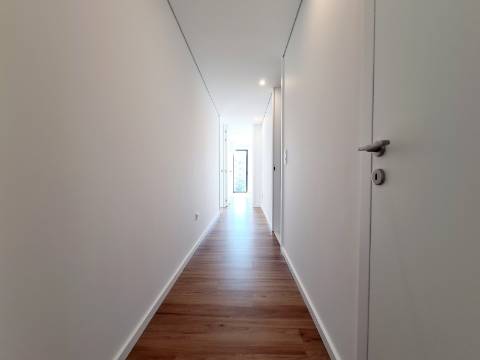 T3 Novos| Sense 67| 2 Suites| G.Fechada