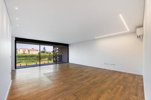 T3 Rio Tinto| Sense| 2 Suites| 2 Frentes| Garagem