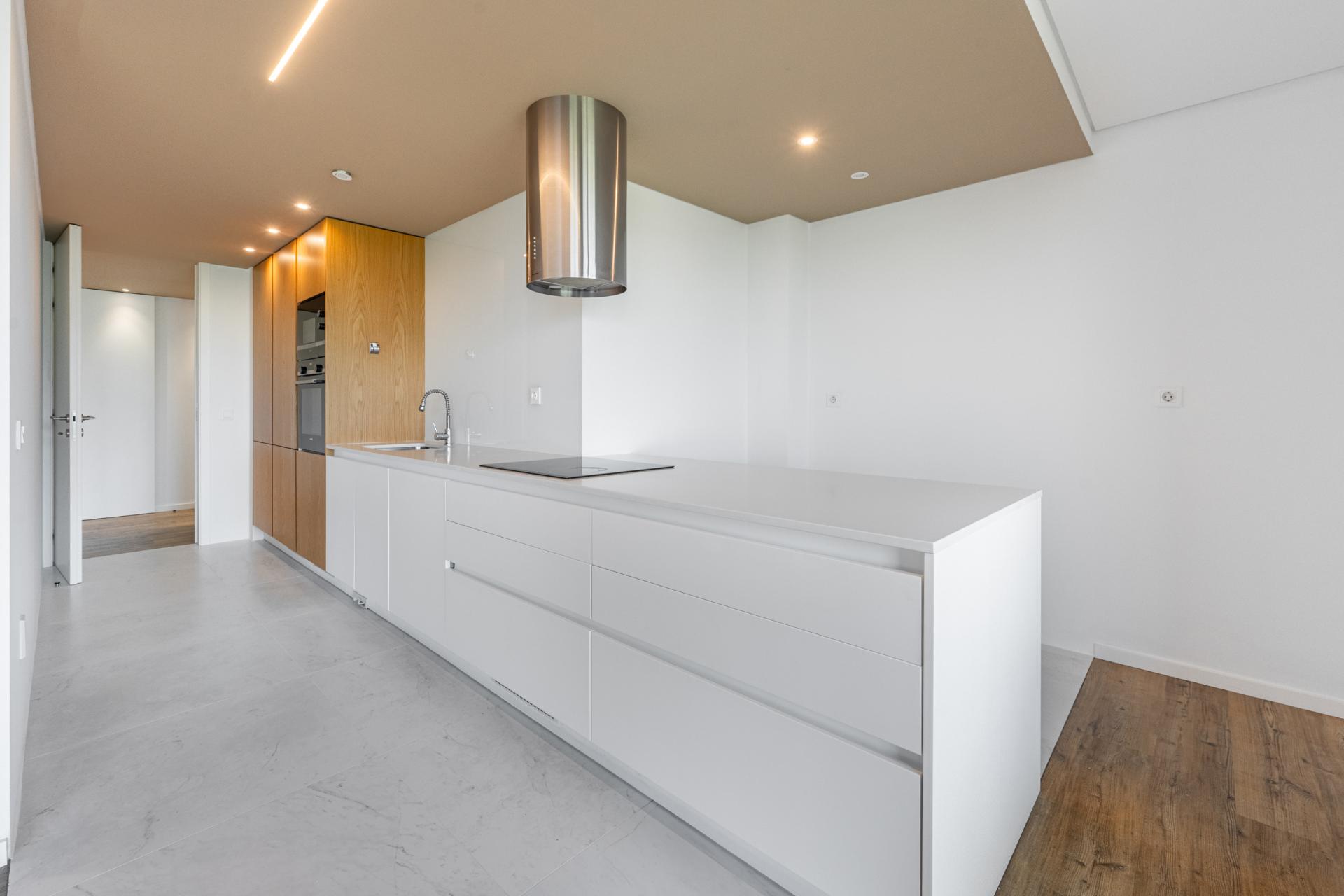 T3 Rio Tinto| Sense| 2 Suites| 2 Frentes| Garagem
