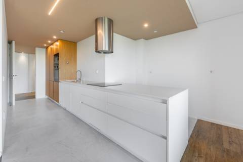T3 Rio Tinto| Sense| 2 Suites| 2 Frentes| Garagem
