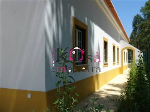  Moradia com 228,00m2  com terreno com 5 hectares em Vila Nova de Santo André